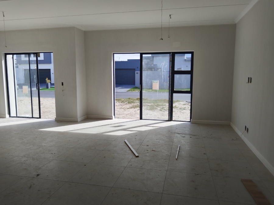 3 Bedroom Property for Sale in Sandown Western Cape